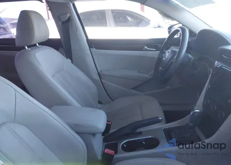 2020 Volkswagen Passat 2.0T Sel z USA, uszkodzony, nr VIN 1VWCA7A31LC020544